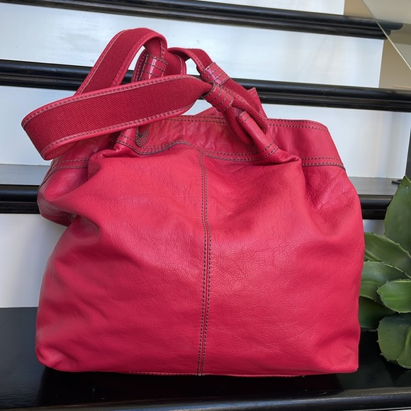 NEW BCBG Maxazra genuine, leather hobo, shoulder handbag purse, extra large - Picture 5 of 15